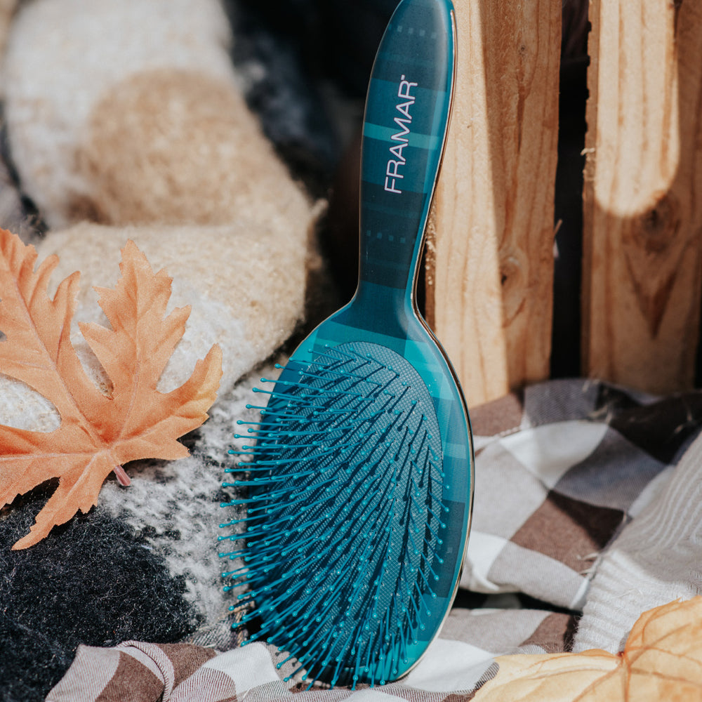 
                      
                        FRAMAR Detangle Brush -hiusharja, Plaid Hair Day - Blair
                      
                    