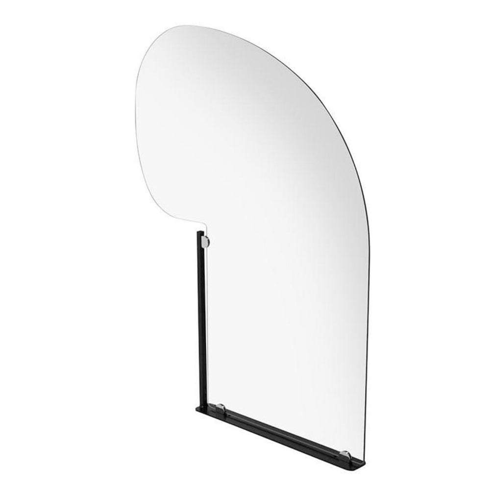 MALETTI TUDOR, Plexi pesupaikkojen väliin